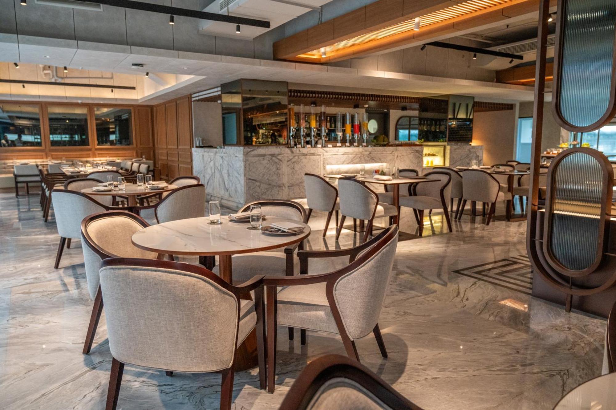Moevenpick Hotel Jakarta City Centre Eksteriør bilde