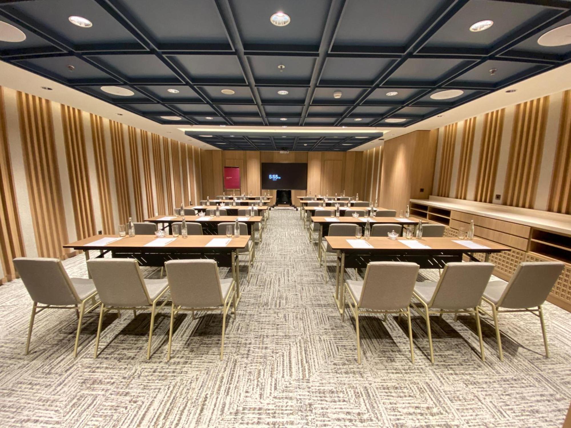 Moevenpick Hotel Jakarta City Centre Eksteriør bilde