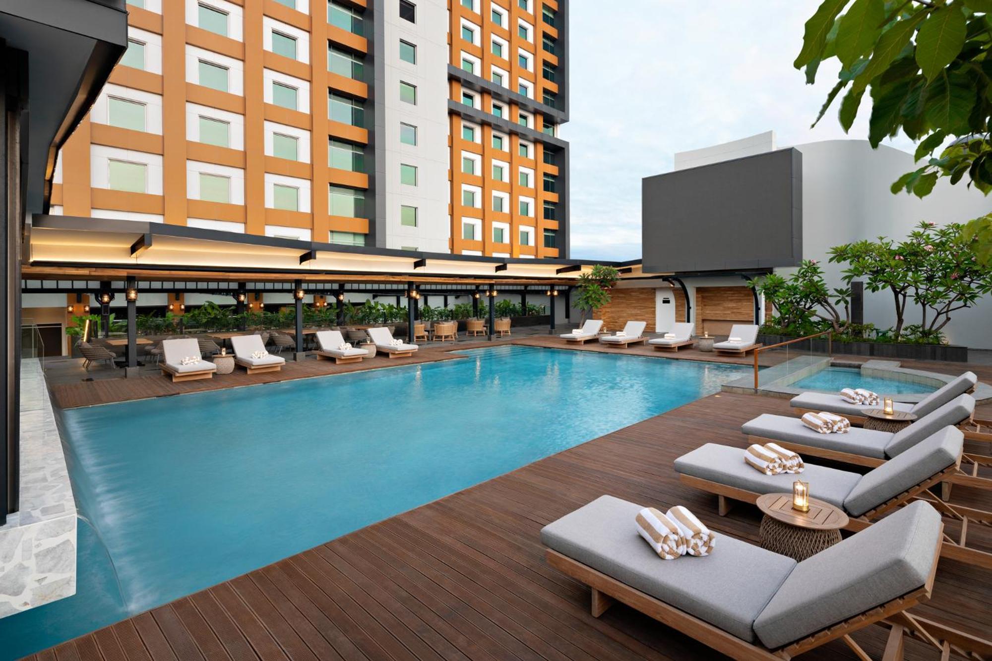 Moevenpick Hotel Jakarta City Centre Eksteriør bilde