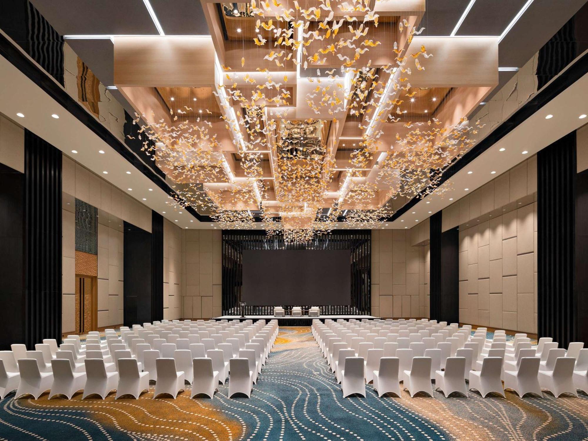 Moevenpick Hotel Jakarta City Centre Eksteriør bilde