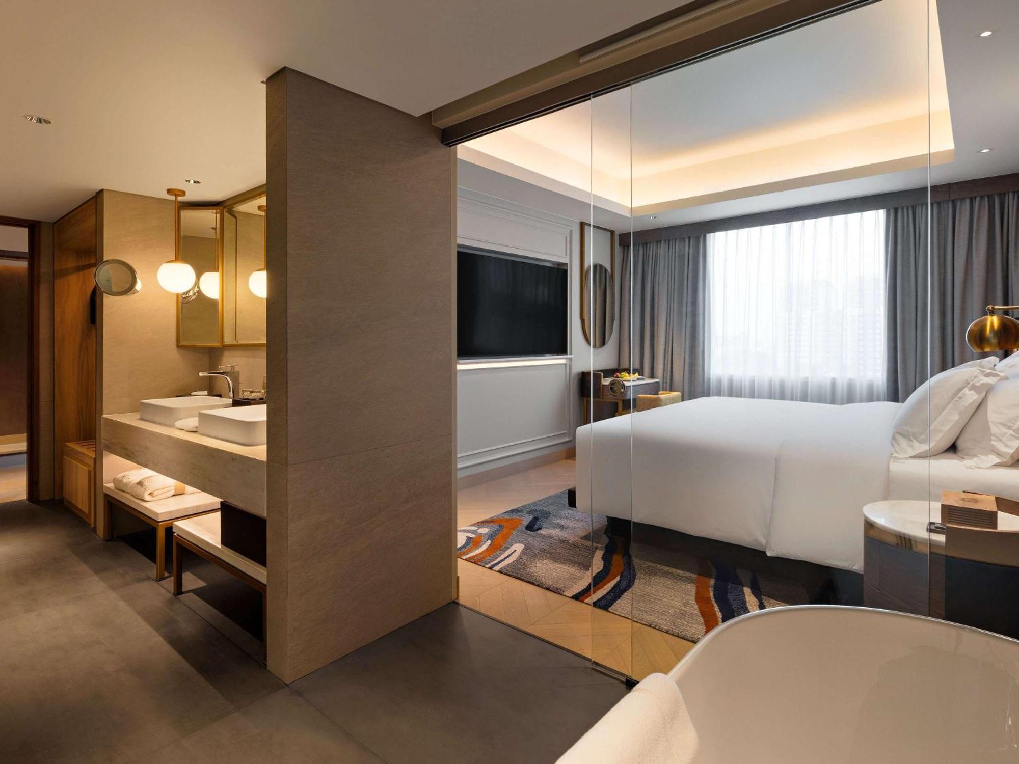 Moevenpick Hotel Jakarta City Centre Eksteriør bilde